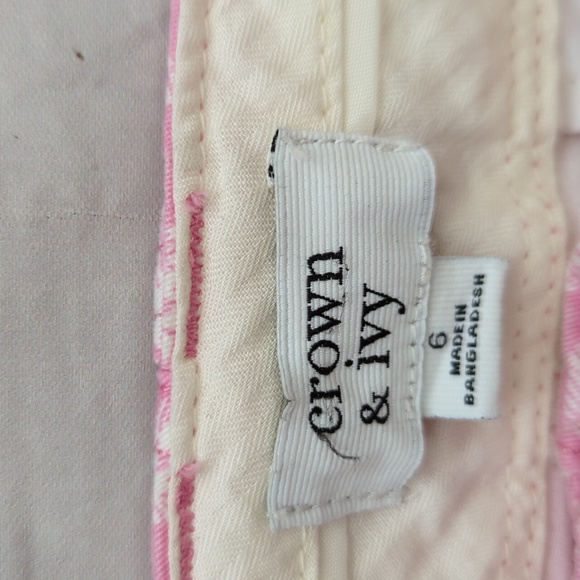 Crown & Ivy seashell pants, cropped capri, pink and white, size 6 - Picture 8 of 9